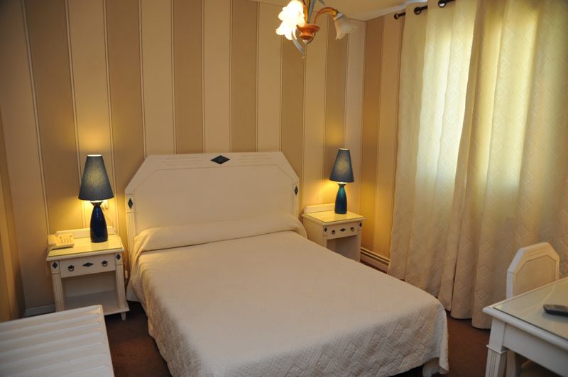 Hotel L'Aragon Carcassonne Rom bilde